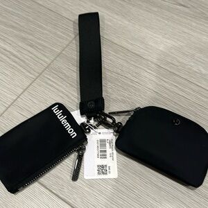 Lululemon dual pouch wristlet